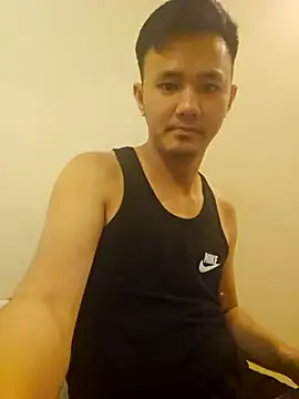 Snapshot of andi888999 chatting on 28, 11, 2025 andi888999 online show from 28, 11, 2025