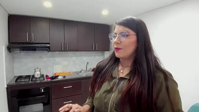 Luna Dumont online show from 25, 11, 2025