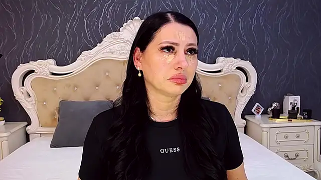 Lauren Saint online show from 6, 3, 2026