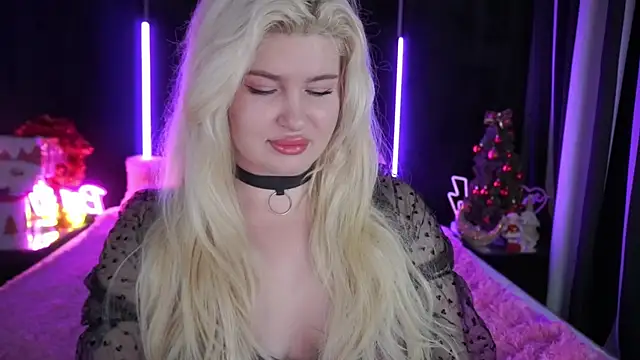 Snapshot of CocoSecretss chatting on 25, 12, 2024 CocoSecretss online show from 25, 12, 2024