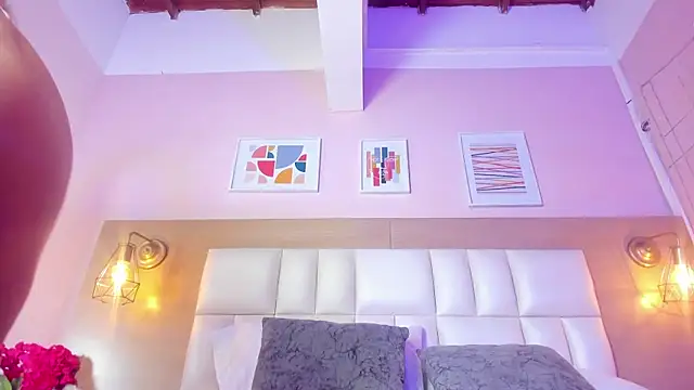 Dollar-girl online show from 12, 3, 2025