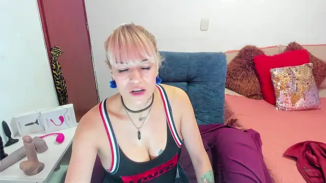 Snapshot of harly__queen chatting on 9, 1, 2025 harly queen online show from 9, 1, 2025