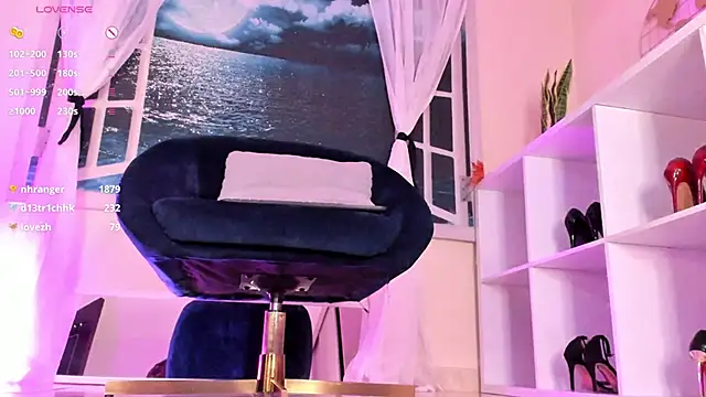 Itzeldreams online show from 8, 2, 2025