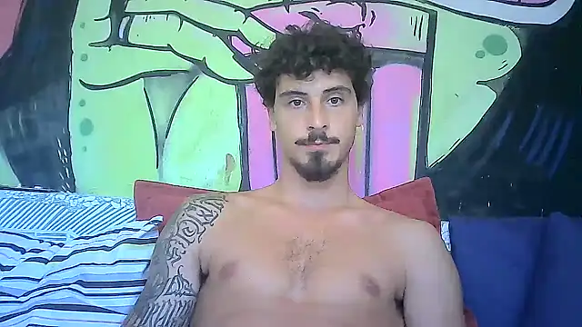 Snapshot of milkoffe chatting on 2, 3, 2025 milkoffe online show from 2, 3, 2025