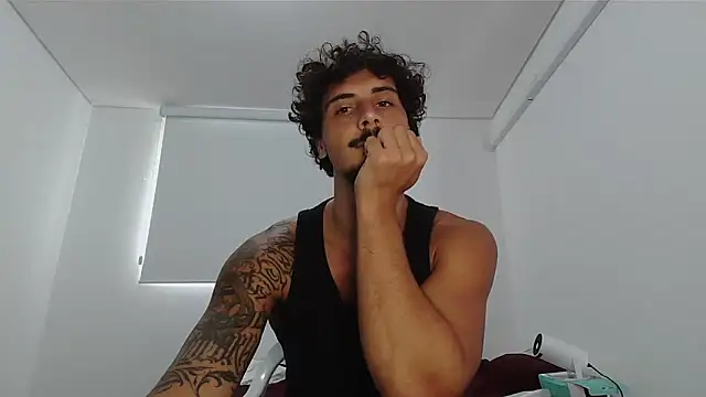 Snapshot of milkoffe chatting on 27, 2, 2026 milkoffe online show from 27, 2, 2026