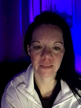 SidneyRaee online show from 10, 11, 2025