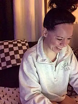 SidneyRaee online show from 26, 11, 2025