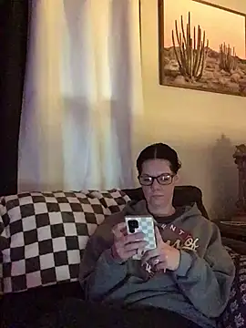 SidneyRaee online show from 4, 3, 2026