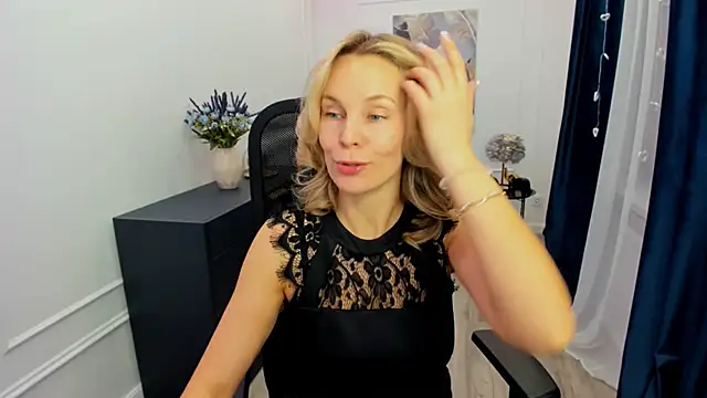 Snapshot of Sinty_Devis chatting on 5, 2, 2026 Sinty Devis online show from 5, 2, 2026