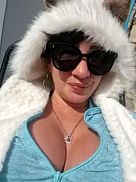 TheGoddessBianca online show from 3, 1, 2025