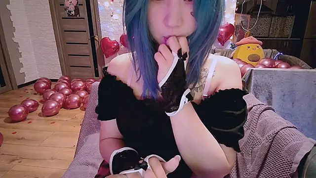 Akemilun online show from 14, 2, 2025