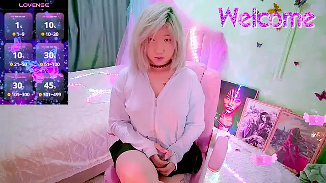 Akemilun online show from 15, 3, 2026