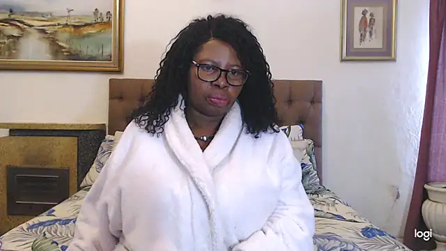 Snapshot of OmegaLipps chatting on 21, 5, 2026 OmegaLipps online show from 21, 5, 2026