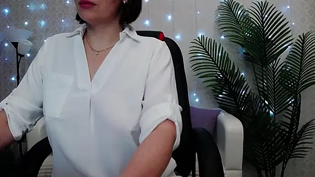 Camelia Lillie online show from 12, 5, 2026