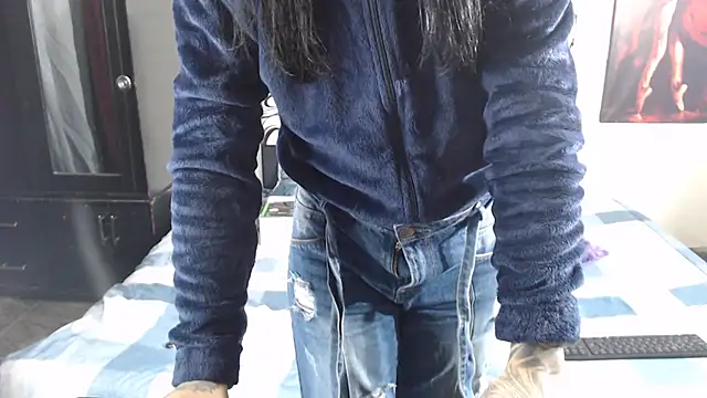 Snapshot of emma_onassis_17 chatting on 4, 11, 2025 emma onassis 17 online show from 4, 11, 2025