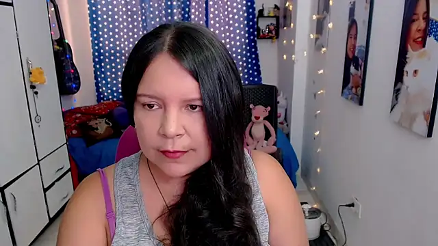 Snapshot of claryssa_ chatting on 11, 11, 2025 claryssa online show from 11, 11, 2025