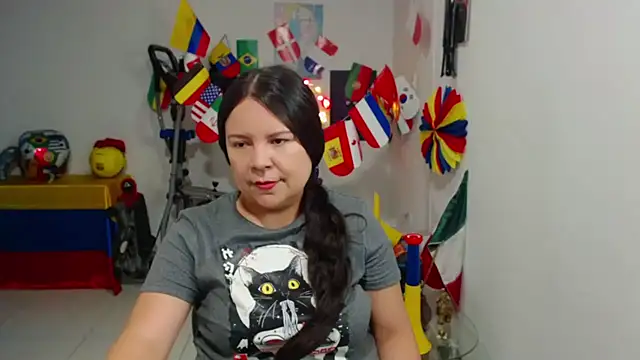 Snapshot of claryssa_ chatting on 21, 6, 2026 claryssa online show from 21, 6, 2026