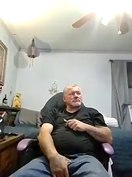 Snapshot of bigdoog8 chatting on 17, 3, 2026 bigdoog8 online show from 17, 3, 2026