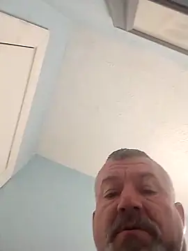 Snapshot of bigdoog8 chatting on 3, 5, 2026 bigdoog8 online show from 3, 5, 2026