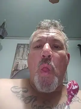 Snapshot of bigdoog8 chatting on 28, 5, 2026 bigdoog8 online show from 28, 5, 2026