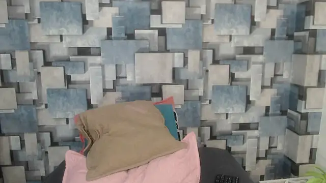 Snapshot of angel_dthroatt chatting on 8, 1, 2026 angel dthroatt online show from 8, 1, 2026