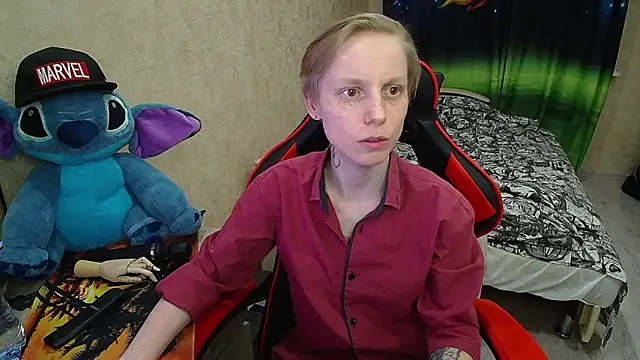 Alexis Gordon online show from 7, 3, 2025