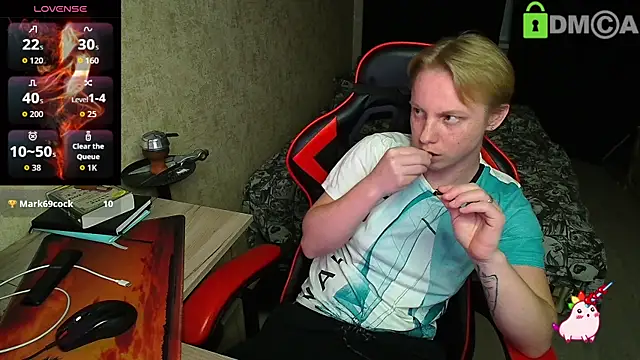 Alexis Gordon online show from 30, 9, 2025