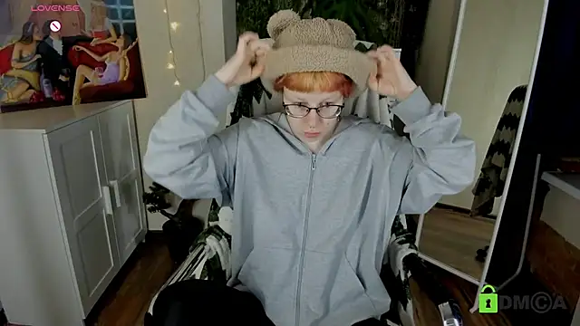 Melissa Wells online show from 3, 12, 2025