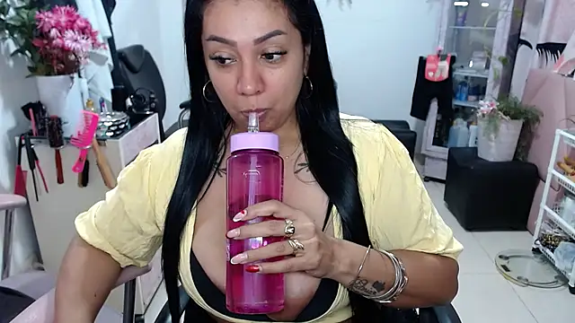 titsbiglovers online show from 3, 2, 2026