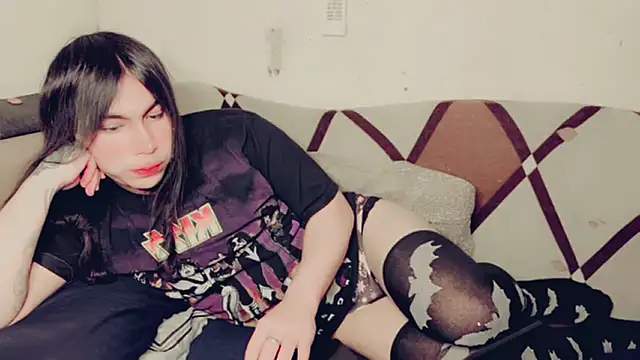 Snapshot of evelyntvsexy chatting on 18, 6, 2026 evelyntvsexy online show from 18, 6, 2026