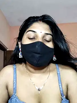 Snapshot of Luv_Adite20 chatting on 10, 10, 2025 Luv Adite20 online show from 10, 10, 2025