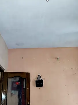 Snapshot of Luv_Adite20 chatting on 28, 10, 2025 Luv Adite20 online show from 28, 10, 2025