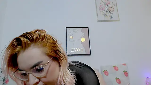 Snapshot of Catlady333 chatting on 9, 9, 2025 Catlady333 online show from 9, 9, 2025