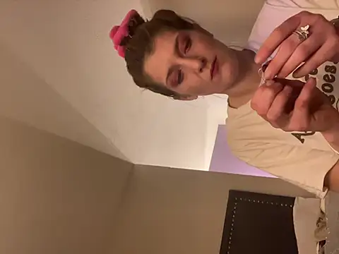 Phattpinktaco online show from 25, 2, 2025