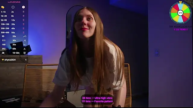 Snapshot of VunderSEX chatting on 2, 10, 2025 VunderSEX online show from 2, 10, 2025