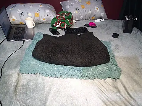 Finito cutie online show from 27, 11, 2025