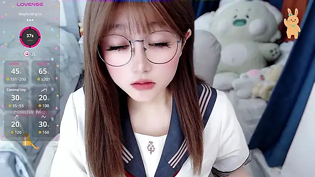 Snapshot of Sweet-18wanwan chatting on 22, 4, 2026 Sweet-18wanwan online show from 22, 4, 2026