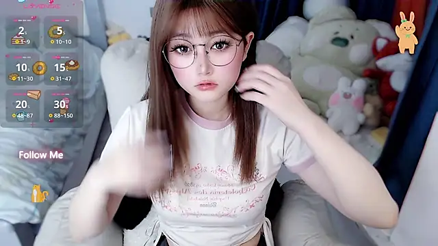 Snapshot of Sweet-18wanwan chatting on 25, 4, 2026 Sweet-18wanwan online show from 25, 4, 2026