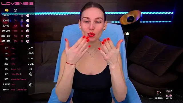 JasminJames online show from 19, 3, 2025