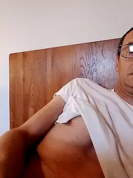 Snapshot of Anastasio33 chatting on 24, 9, 2025 Anastasio33 online show from 24, 9, 2025