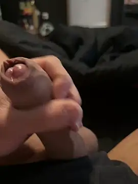 Snapshot of fuckdollflo chatting on 24, 2, 2025 fuckdollflo online show from 24, 2, 2025