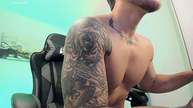 Snapshot of LucianSinclair chatting on 7, 3, 2025 LucianSinclair online show from 7, 3, 2025