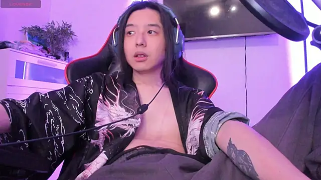 Snapshot of wexlee7 chatting on 4, 11, 2025 wexlee7 online show from 4, 11, 2025