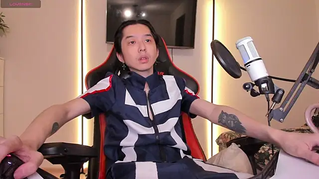 Snapshot of wexlee7 chatting on 2, 12, 2025 wexlee7 online show from 2, 12, 2025