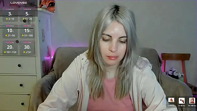 Snapshot of pawpaws chatting on 2, 5, 2026 pawpaws online show from 2, 5, 2026