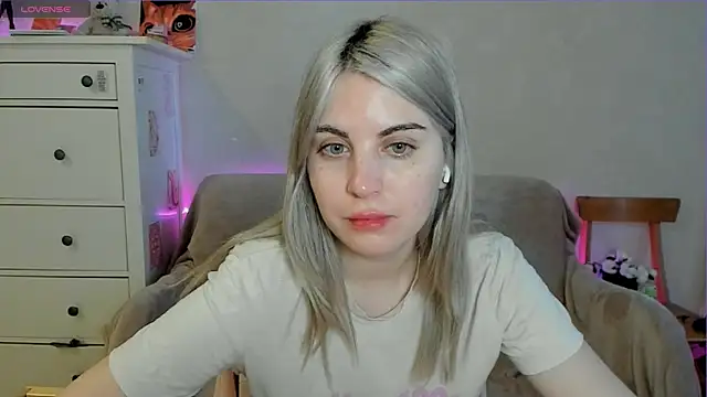 Snapshot of pawpaws chatting on 3, 5, 2026 pawpaws online show from 3, 5, 2026