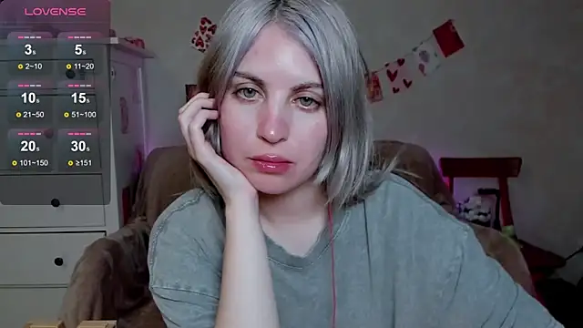 Snapshot of pawpaws chatting on 15, 6, 2026 pawpaws online show from 15, 6, 2026