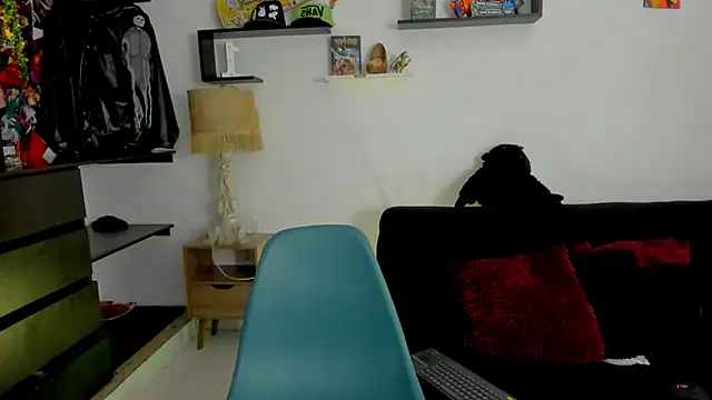 Snapshot of Tom_Krakow chatting on 8, 1, 2025 Tom Krakow online show from 8, 1, 2025