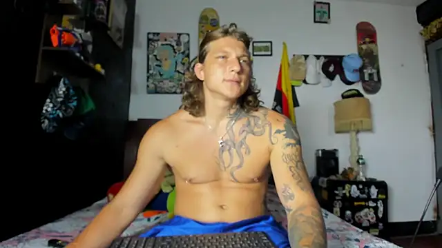 Snapshot of Tom_Krakow chatting on 1, 7, 2026 Tom Krakow online show from 1, 7, 2026