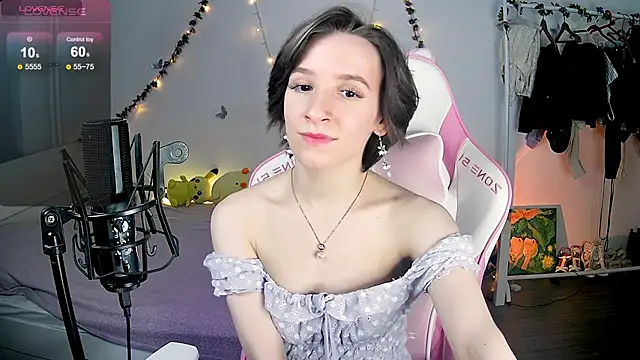 Violet Veliya online show from 24, 1, 2025